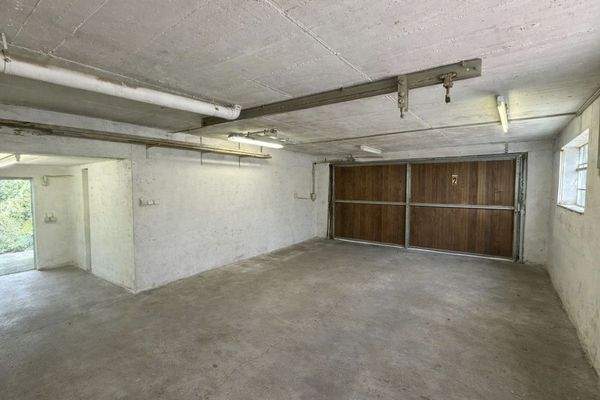 Doppelgarage seitlich