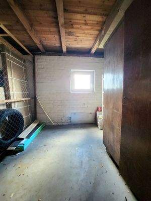 Dachbodenraum / Abstellraum