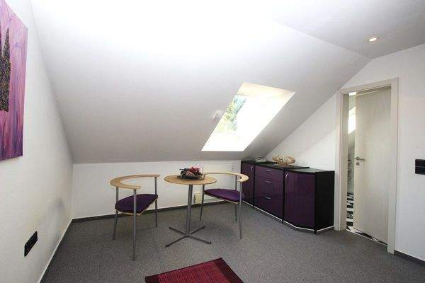 … und Zugang zu …