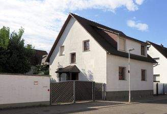 Ansicht straßenseitig (2)