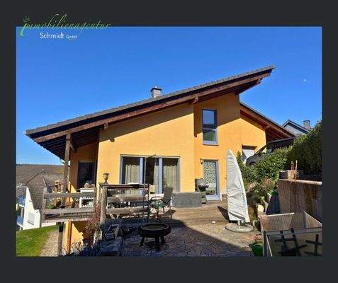 Süd-West-Ansicht mit Terrasse