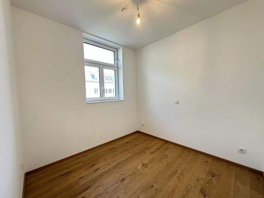 20250325_151323098_iOS