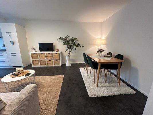 Wohnzimmer Essbereich.jpg