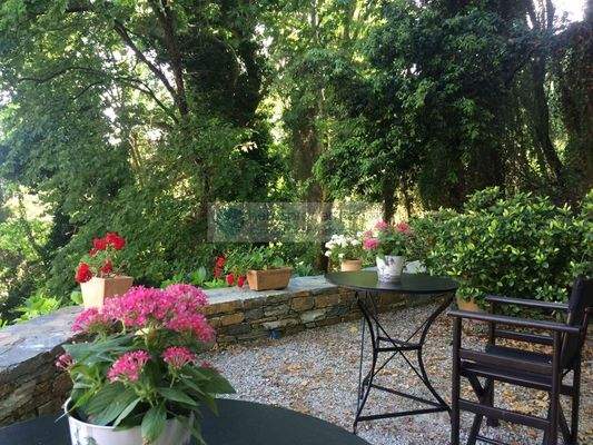 Area with Buldings (9)