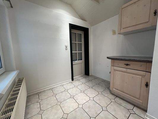 Raum neben Küche (EG)