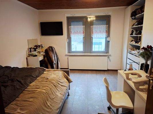 OG Schlafzimmer 2.jpg