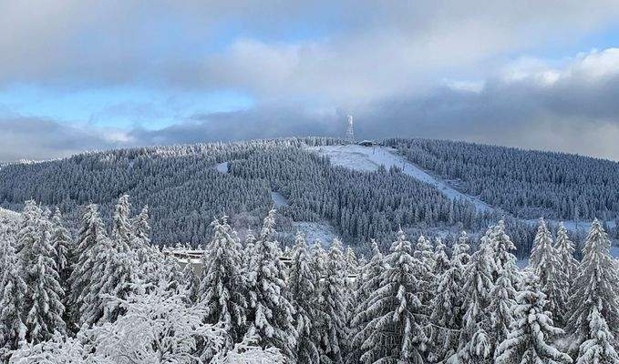 Blick auf Bocksberg im Winter.JPG