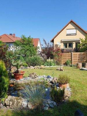 Gartenidylle mit Teich