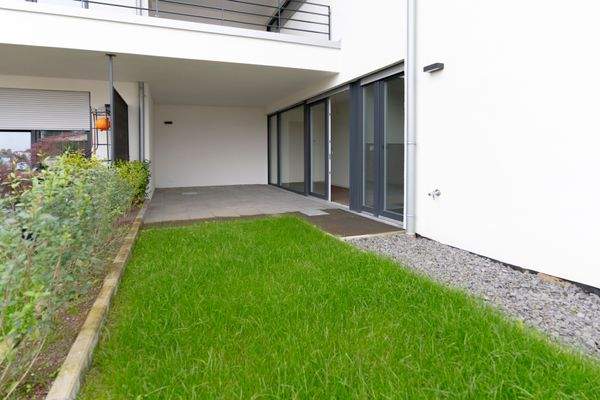 Terrasse mit Grünanteil