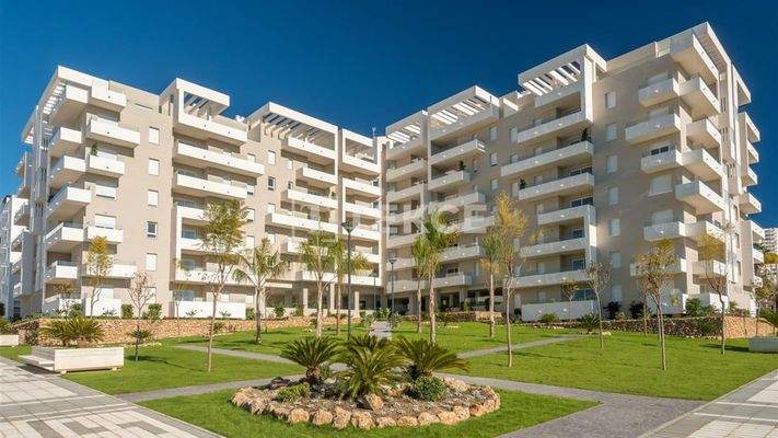 Sea View Apartments in Complex with Pool in Marbella