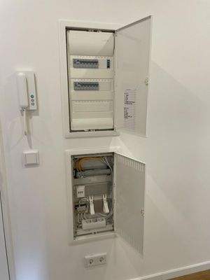 Elektroinstallation/Medien