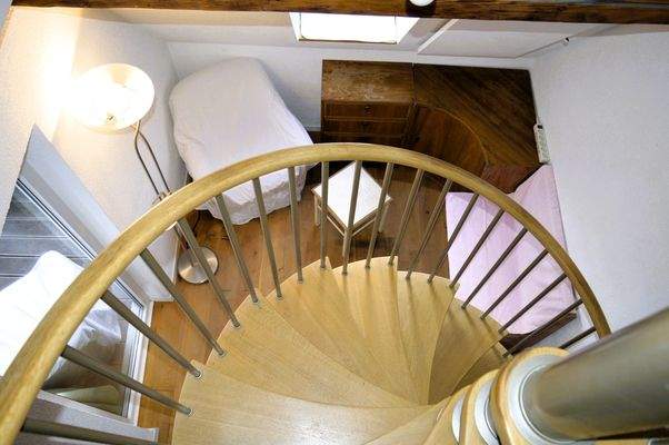 Blick v. DG in untere Leseecke