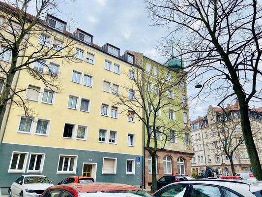 Haus-/ Straßenansicht