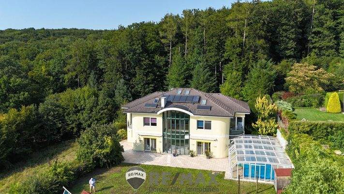 01 Villa mit Wald Gablitz