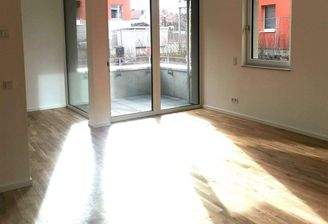 Wohnzimmer/Balkonansicht