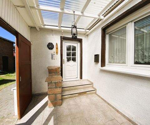 geschützter Eingangsbereich