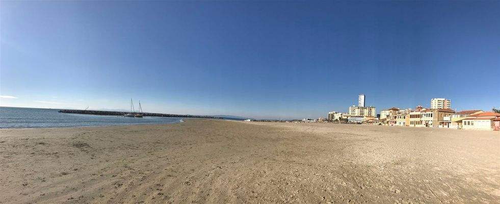 Strand Follonica 15 min