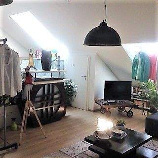 Studiozimmer im DG (2)