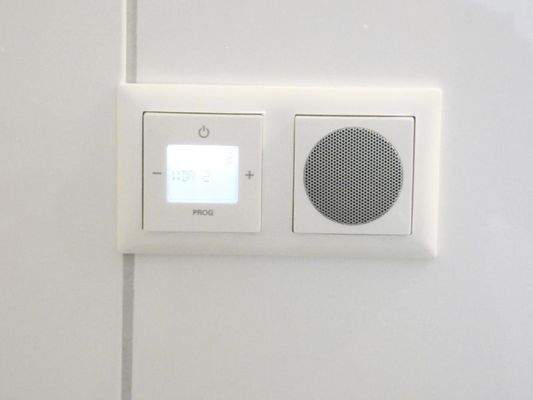 Radio von Busch-Jäger