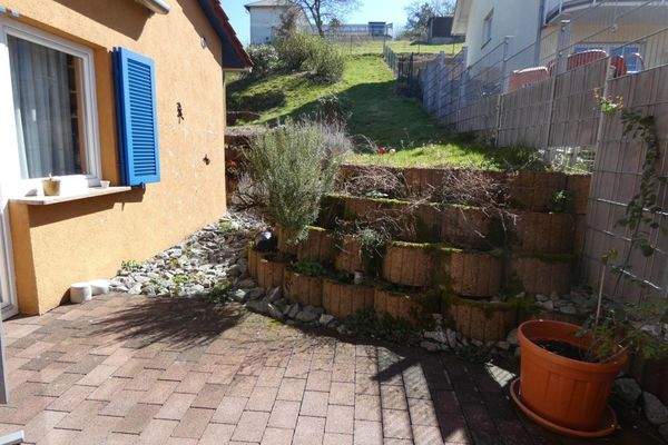 Terrasse vor Küche und SZ