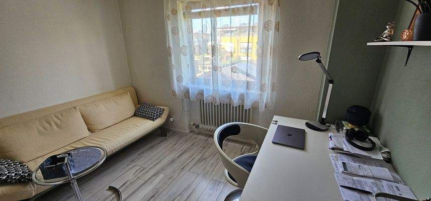 Gästezimmer  / Büro 