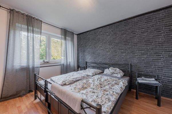 Schlafzimmer IV (UG)