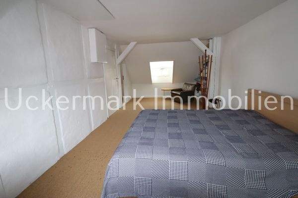 Zimmer im Dachgeschoss