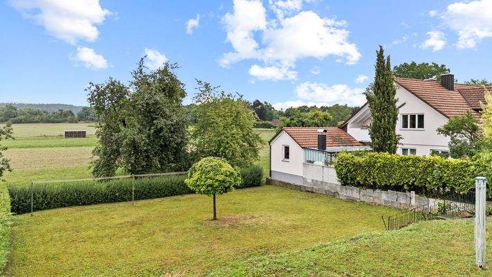 Garten hinter dem Haus