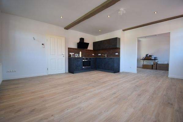 5 Wohnen und Kochen.JPG