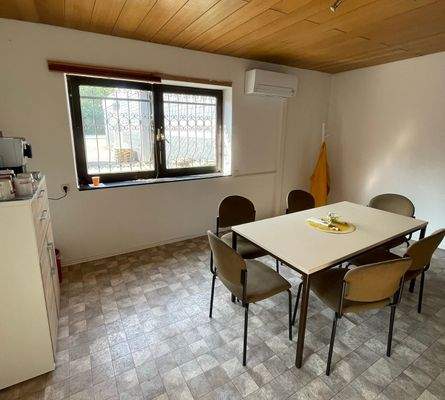 FH462 Sozialräume Lagerhalle