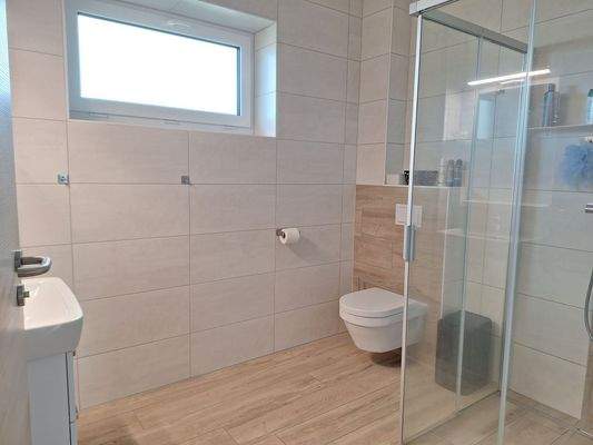 Duschbad EG