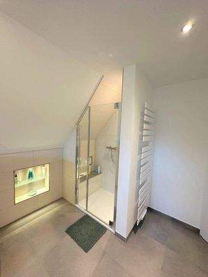 Vollbad Dachgeschoss