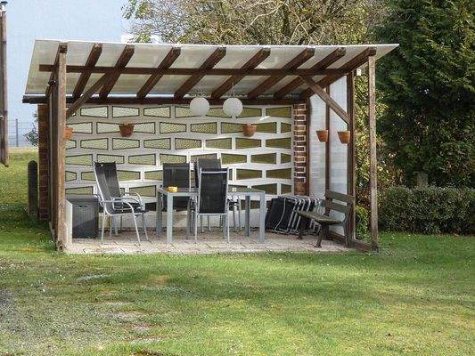 überdachte Terrasse