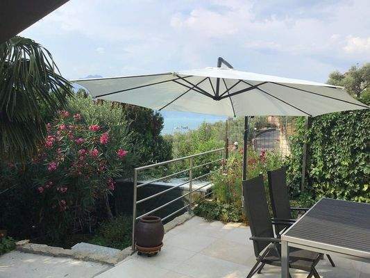 Terrazza e giardino piano terra 1.9.jpeg