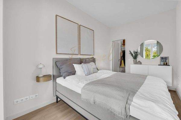 Blick zum Ankleidezimmer