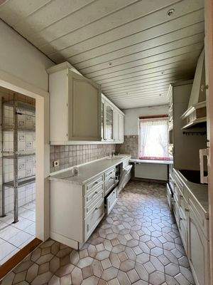 Küche mit Speisekammer (1)