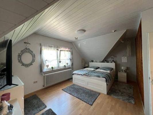OG: Schlafzimmer
