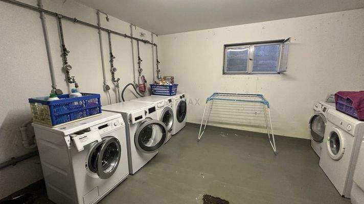 Gemeinsamer Waschmaschinenraum