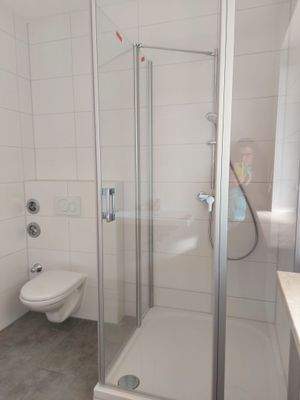 Dusche/WC im EG
