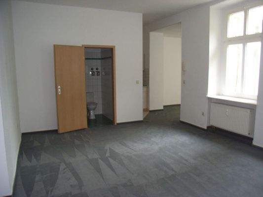 EG Wohnraum - Bodenbelag erneuert