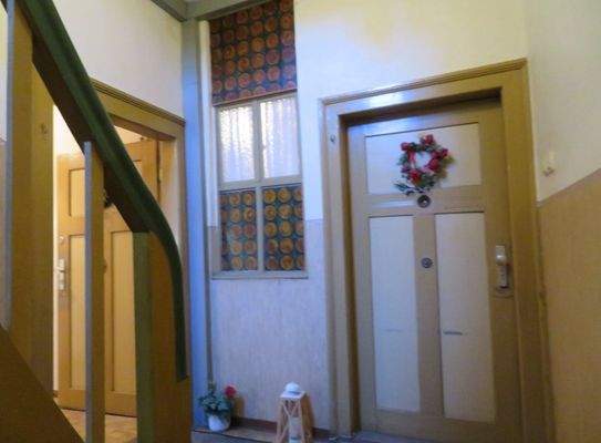 14-Eingang-Wohnung Obergeschoss.JPG