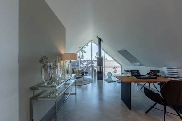 Kamin- und Bürozimmer DG.jpg