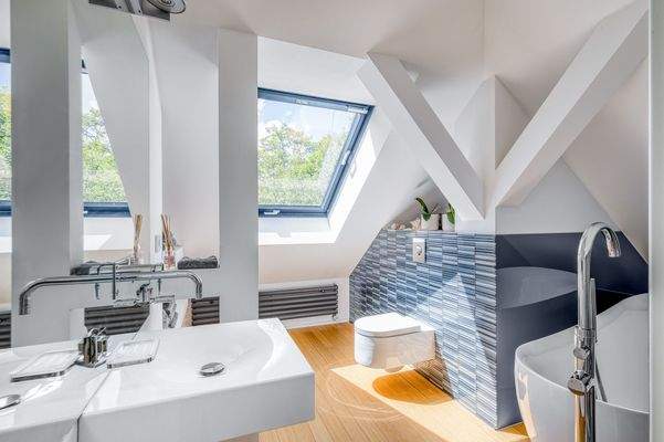 Wannenbad Dachgeschoss