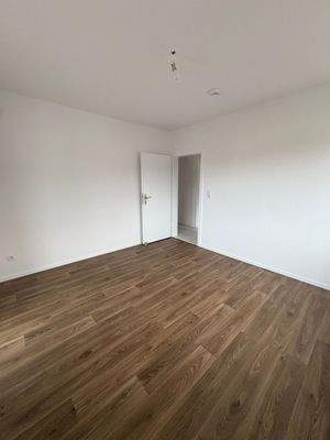 Helle renovierte Wohnung