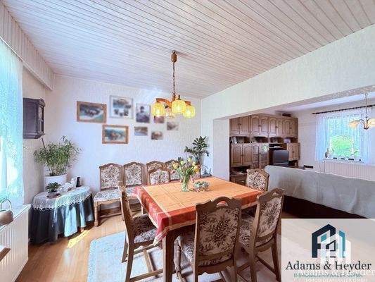 Haus 1: Wohn- & Esszimmer, Bild 3