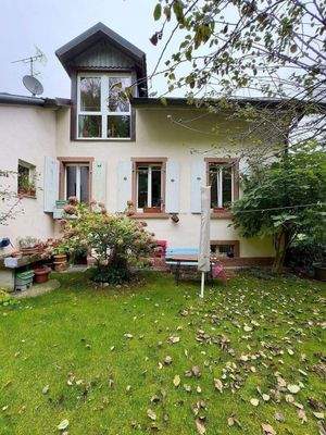 Gartenfassade u. Gaube des OG3 rechts.jpg