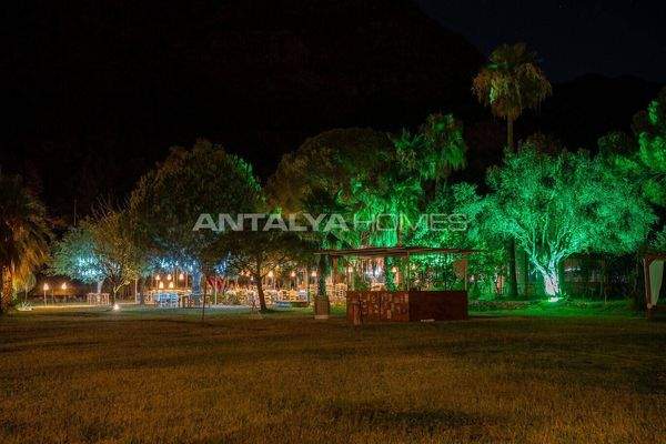 Seafront Boutique Hotel with Private Beach and 30 Rooms in Marmaris
