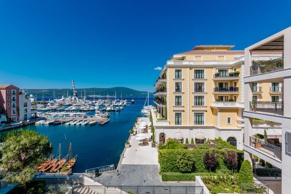 1 - Tivat, Porto Montenegro – four-bedroom apartme