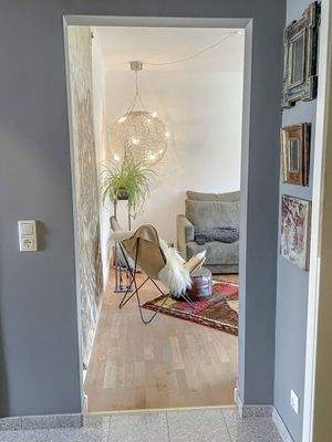 Blick ins Wohnzimmer