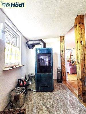 gemütliche Ecke mit Kaminofen